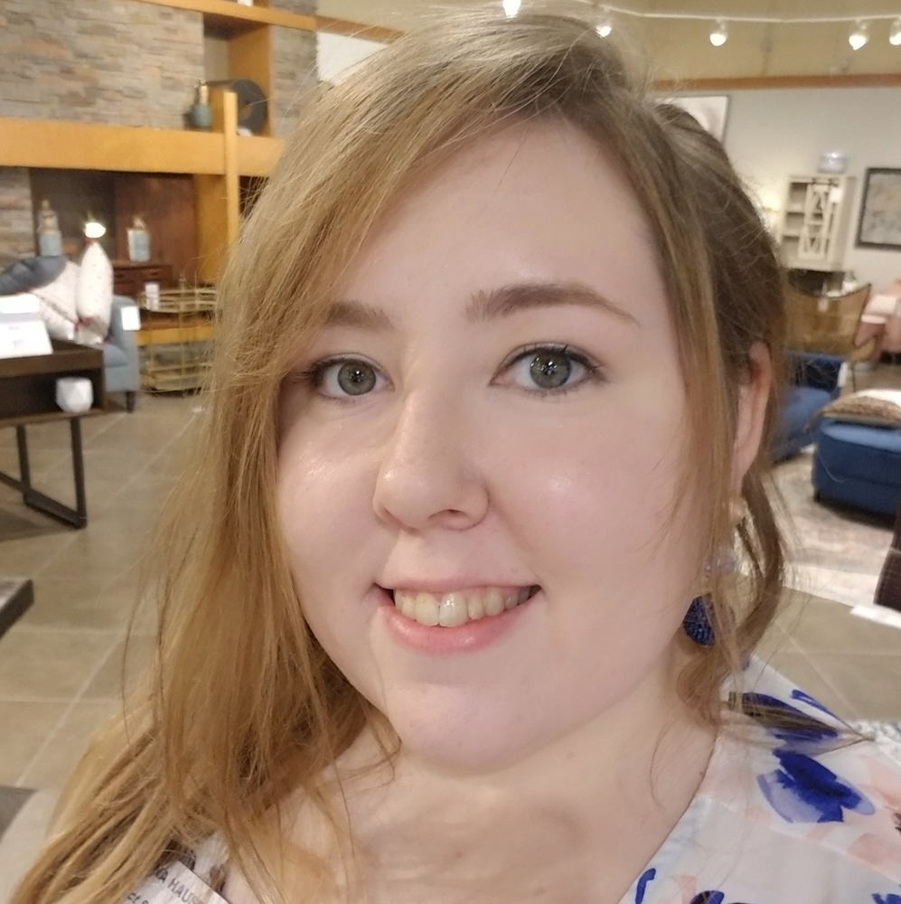 Meet your Posher, Kristina
